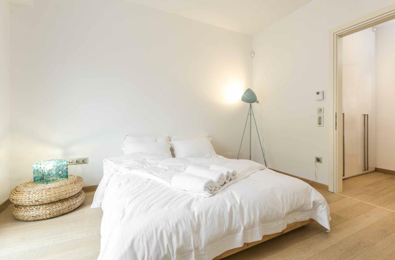 Stylish 3-Bedroom Apartment & Terrace テッサロニキ エクステリア 写真